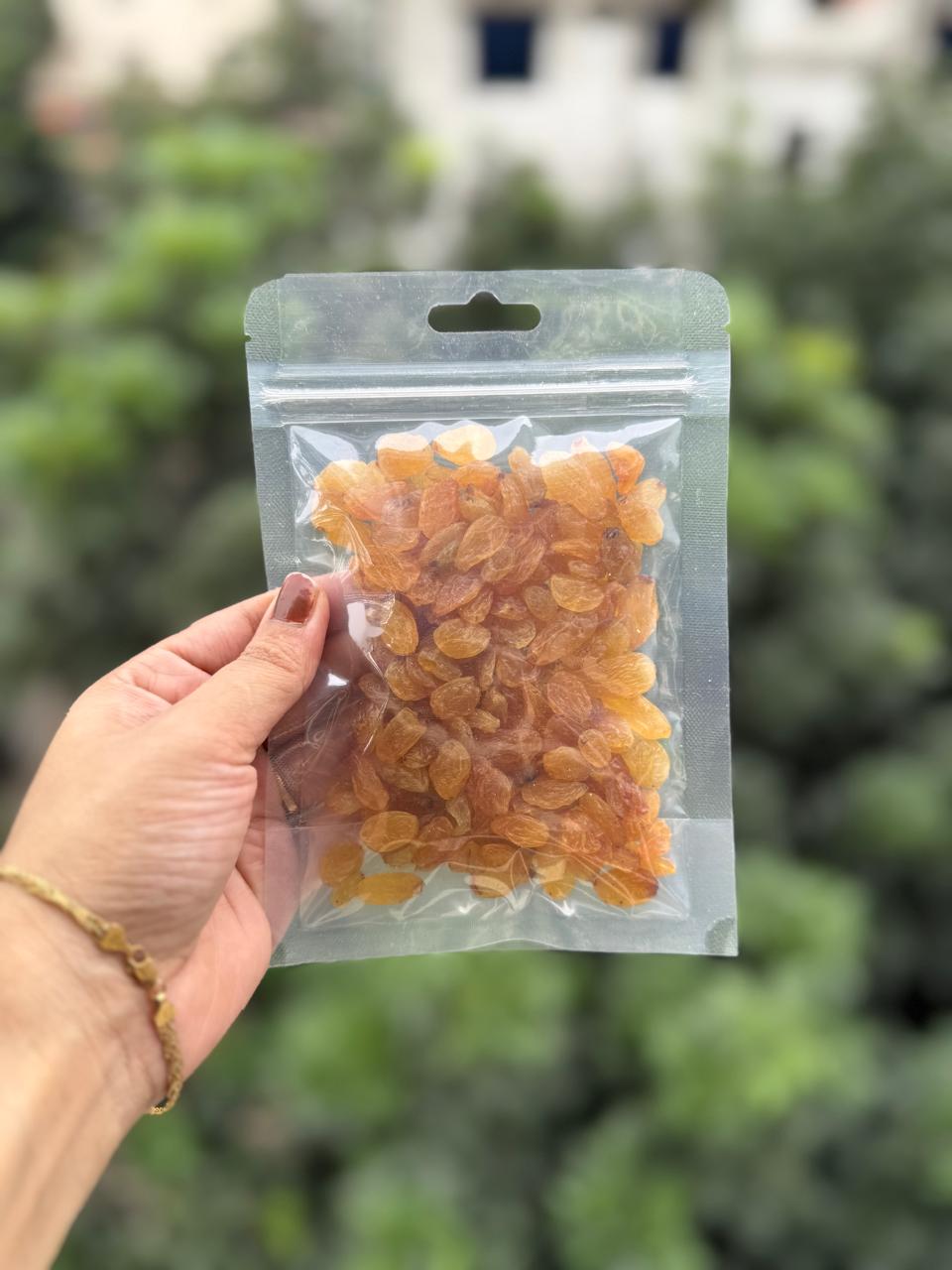 গোল্ডেন কিসমিস